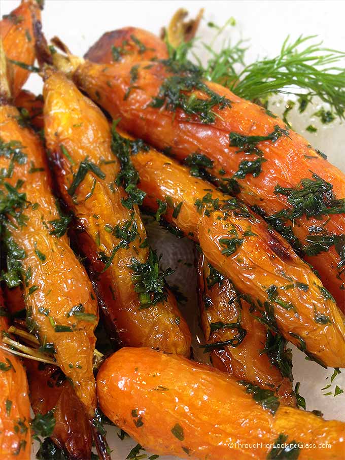 Honey Roasted Carrots & Fresh Dill. Roasted carrots with olive oil, sea salt & honey. Fresh dill. Delicious and gourmet side. So easy.
