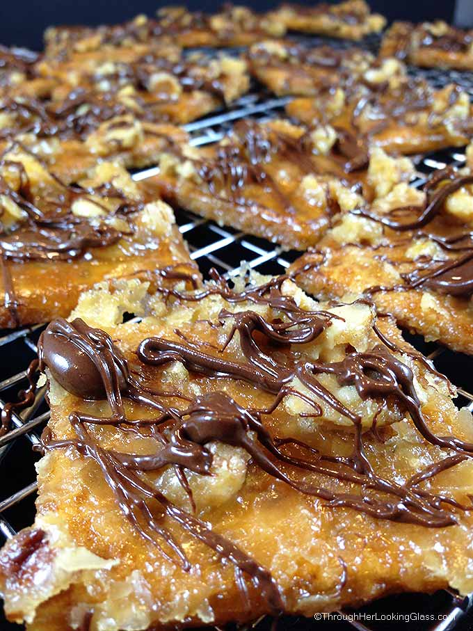 Chocolate Drizzled Toffee Squares: incredibly addictive and seriously one of the easiest bars you'll ever make. Just five ingredients you probably already have on hand.