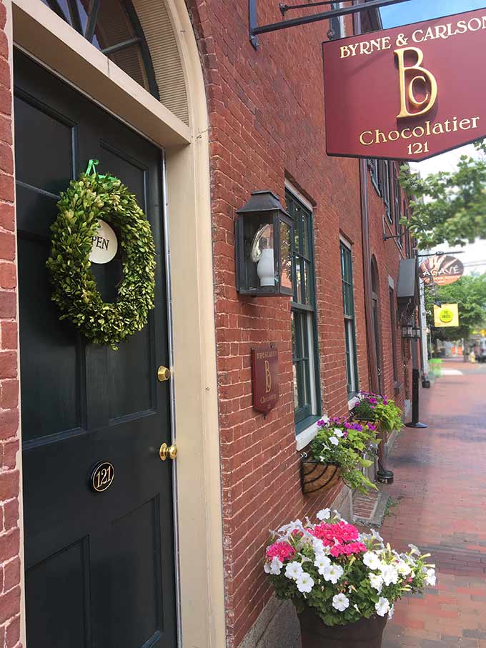 Portsmouth, NH: a quaint and beautiful old town with character. I love the beautiful architecture of this coastal New England city overlooking the harbor.