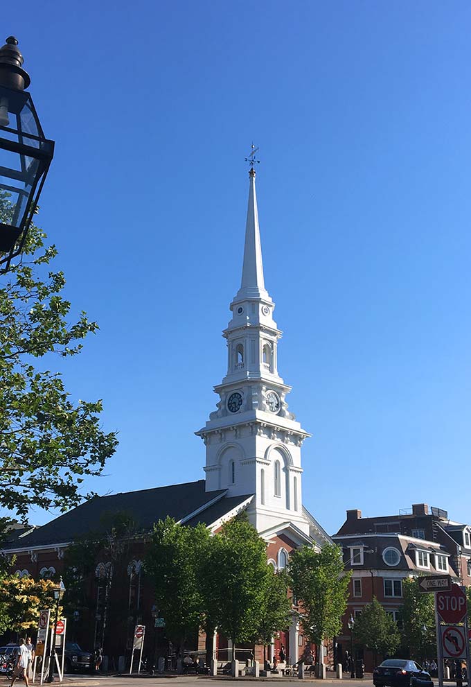 Portsmouth, NH: a quaint and beautiful old town with character. I love the beautiful architecture of this coastal New England city overlooking the harbor.