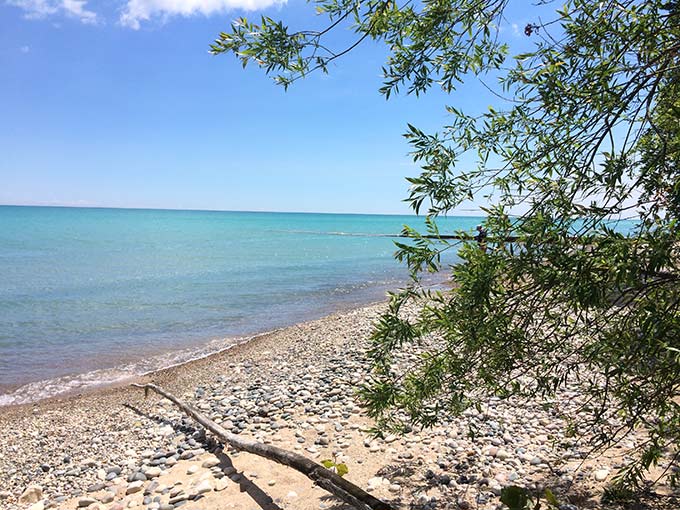 I spent July 4th weekend in Whitefish Bay, WI on Lake Michigan and I just have to tell you all about it today! So many beautiful sights.