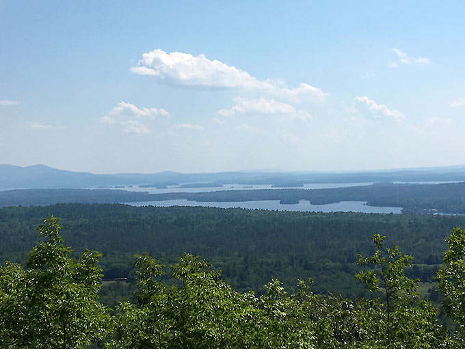 Castle in the Clouds: a country estate home to Lucknow, a lush home built in 1914 in the Ossippee Mountain Range overlooking Lake Winnipesaukee.