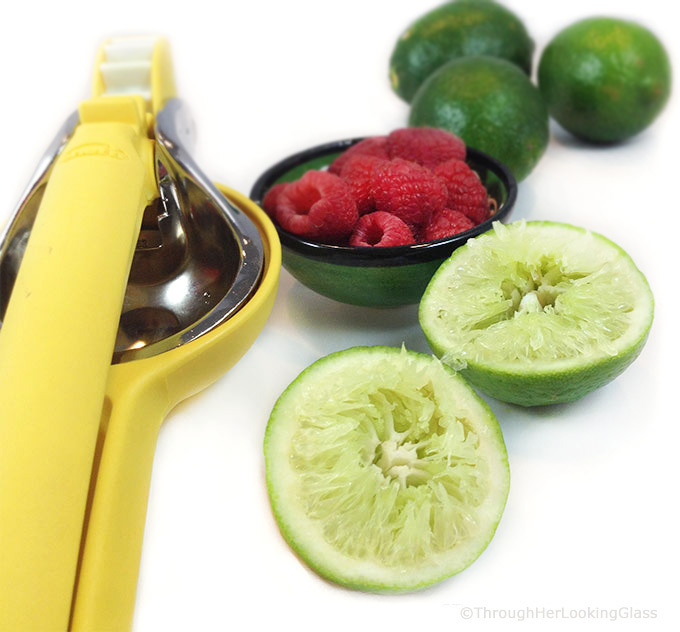 Raspberry Limeade: the perfect fun, summery drink. Cool and refreshing. Sweet and tart. And pink! Says summer and vacation in a fabulously fruity way.