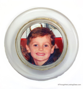 DIY Photo Paperweight - Through Her Looking Glass